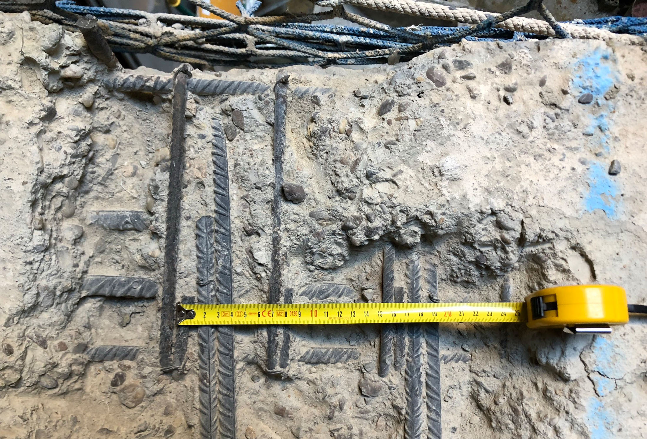 Monitorización de Grietas y Fisuras en Edificios: Fisurómetros, Flexímetros y Auscultación Estructural