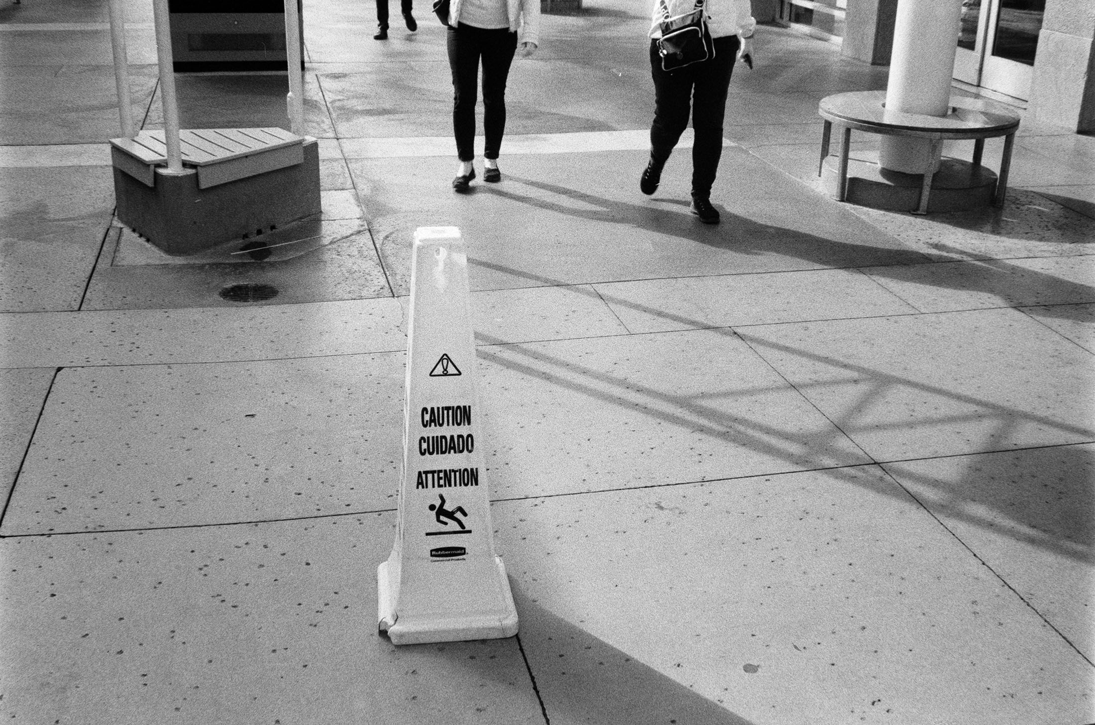 Pruebas de Resbaladicidad de Pavimentos: Normativa CTE DB-SUA, Clases y Método de Ensayo